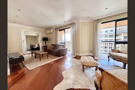 Apartamento à venda com 156m², 3 quartos e 3 vagas