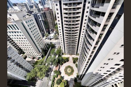 Apartamento à venda com 156m², 3 quartos e 3 vagas