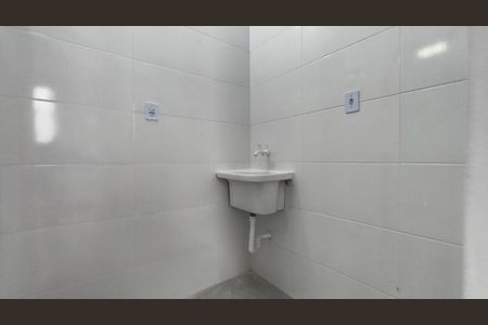 Casa para alugar com 60m², 1 quarto e 1 vagaÁrea de Serviço