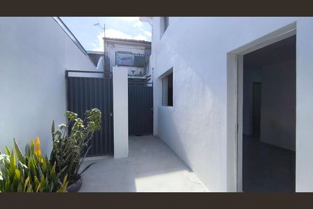 Casa para alugar com 60m², 1 quarto e 1 vagaFachada