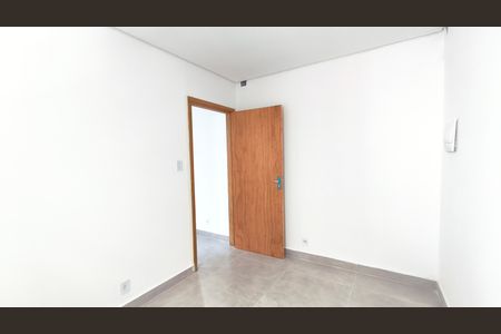 Casa para alugar com 60m², 1 quarto e 1 vagaQuarto