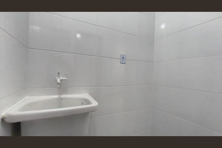 Casa para alugar com 60m², 1 quarto e 1 vagaÁrea de Serviço