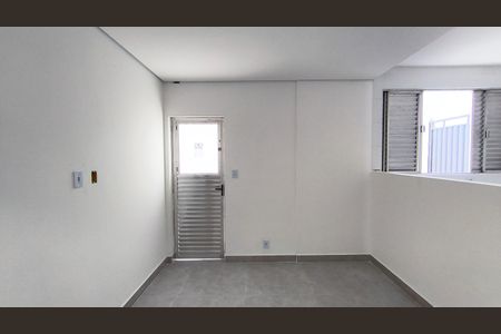 Casa para alugar com 60m², 1 quarto e 1 vagaSala