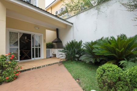 Casa de Condomínio à venda com 4 quartos, 250m² em Jardim Morumbi, São Paulo