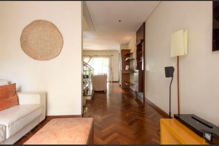 Casa de Condomínio à venda com 4 quartos, 250m² em Jardim Morumbi, São Paulo