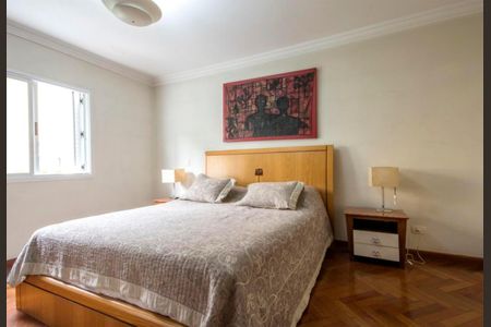 Casa de Condomínio à venda com 4 quartos, 250m² em Jardim Morumbi, São Paulo