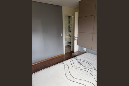 Apartamento para alugar com 69m², 2 quartos e 2 vagas Apartamento para alugar com 69m², 2 quartos e 2 vagasQuarto