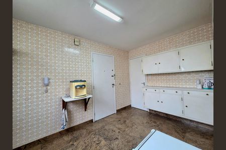 Apartamento para alugar com 111m², 2 quartos e 1 vaga Apartamento para alugar com 111m², 2 quartos e 1 vagaCozinha