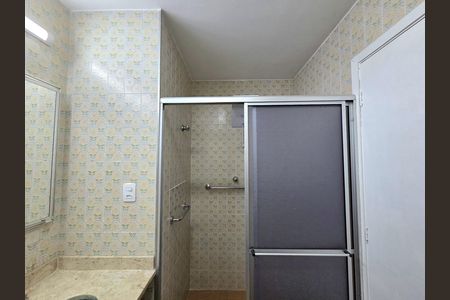 Apartamento para alugar com 111m², 2 quartos e 1 vaga Apartamento para alugar com 111m², 2 quartos e 1 vagaBanheiro da Suíte