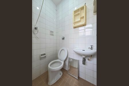Apartamento para alugar com 111m², 2 quartos e 1 vaga Apartamento para alugar com 111m², 2 quartos e 1 vagaBanheiro de serviço