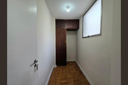 Apartamento para alugar com 111m², 2 quartos e 1 vaga Apartamento para alugar com 111m², 2 quartos e 1 vagaQuarto de Serviço