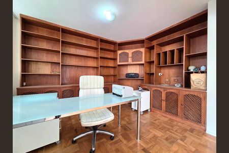 Apartamento para alugar com 111m², 2 quartos e 1 vaga Apartamento para alugar com 111m², 2 quartos e 1 vagaEscritório
