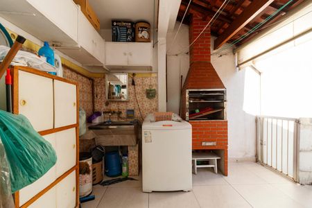 Casa à venda com 184m², 4 quartos e 2 vagas Casa à venda com 184m², 4 quartos e 2 vagasÁrea de Serviço