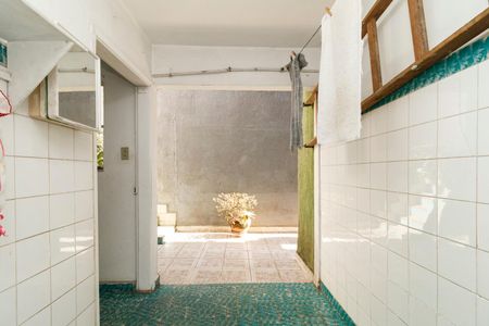 Casa à venda com 184m², 4 quartos e 2 vagas Casa à venda com 184m², 4 quartos e 2 vagasCasa 2