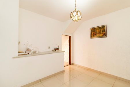 Casa à venda com 184m², 4 quartos e 2 vagas Casa à venda com 184m², 4 quartos e 2 vagasCasa 2