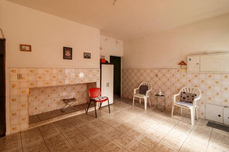 Casa à venda com 184m², 4 quartos e 2 vagas Casa à venda com 184m², 4 quartos e 2 vagasGaragem