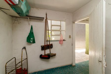 Casa à venda com 184m², 4 quartos e 2 vagas Casa à venda com 184m², 4 quartos e 2 vagasCasa 2