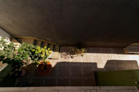 Casa à venda com 184m², 4 quartos e 2 vagas Casa à venda com 184m², 4 quartos e 2 vagasÁrea externa