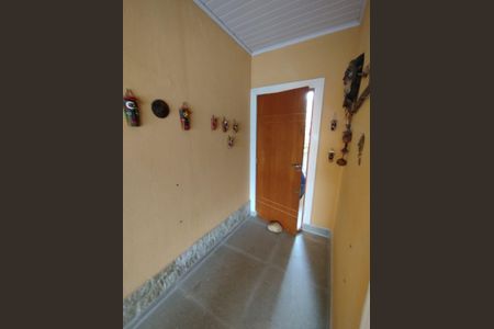 Casa para alugar com 123m², 2 quartos e 2 vagasCorredor