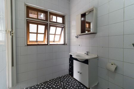 Casa para alugar com 130m², 1 quarto e sem vaga Casa para alugar com 130m², 1 quarto e sem vagaBanheiro da Suíte