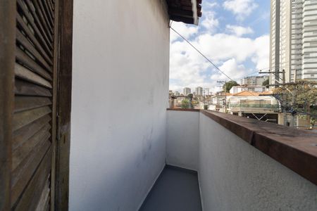 Casa para alugar com 130m², 1 quarto e sem vaga Casa para alugar com 130m², 1 quarto e sem vagaVaranda