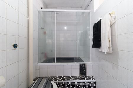 Casa para alugar com 130m², 1 quarto e sem vaga Casa para alugar com 130m², 1 quarto e sem vagaBanheiro da Suíte