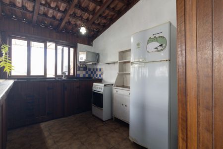 Casa para alugar com 130m², 1 quarto e sem vaga Casa para alugar com 130m², 1 quarto e sem vagaSala