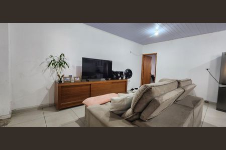Foto 05 de casa à venda com 3 quartos, 83m² em Jardim São Luís, São Paulo