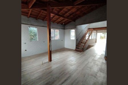 Casa à venda com 3 quartos, 133m² em Tremembé, São Paulo