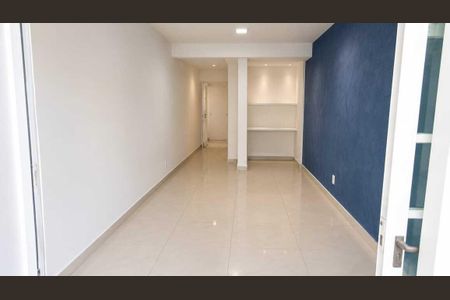 Sala de casa para alugar com 5 quartos, 185m² em Campo Grande, Rio de Janeiro