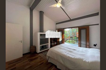 Casa à venda com 5 quartos, 382m² em Chácaras do Peroba, Barueri