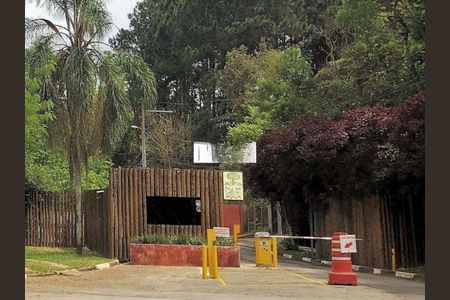 Casa à venda com 5 quartos, 382m² em Chácaras do Peroba, Barueri