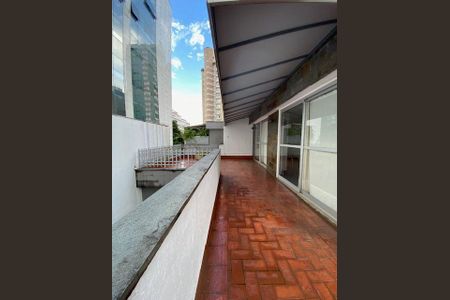 Apartamento à venda com 180m², 4 quartos e sem vaga