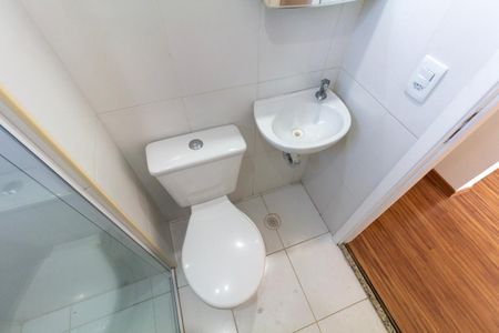 Apartamento à venda com 72m², 3 quartos e 1 vaga Apartamento à venda com 72m², 3 quartos e 1 vagaBanheiro 2