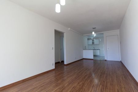 Apartamento à venda com 72m², 3 quartos e 1 vaga Apartamento à venda com 72m², 3 quartos e 1 vagaSala