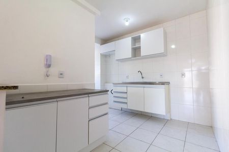 Apartamento à venda com 72m², 3 quartos e 1 vaga Apartamento à venda com 72m², 3 quartos e 1 vagaCozinha e Área de Serviço