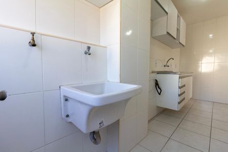 Apartamento à venda com 72m², 3 quartos e 1 vaga Apartamento à venda com 72m², 3 quartos e 1 vagaCozinha e Área de Serviço