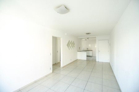 Apartamento à venda com 72m², 3 quartos e 1 vaga Apartamento à venda com 72m², 3 quartos e 1 vagaSala