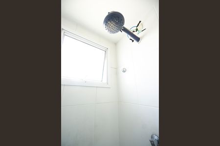 Apartamento à venda com 72m², 3 quartos e 1 vaga Apartamento à venda com 72m², 3 quartos e 1 vagaChuveiro