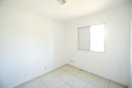 Apartamento à venda com 72m², 3 quartos e 1 vaga Apartamento à venda com 72m², 3 quartos e 1 vagaQuarto 02