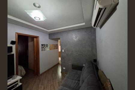 Casa à venda com 2 quartos, 140m² em Parque Novo Mundo, São Paulo