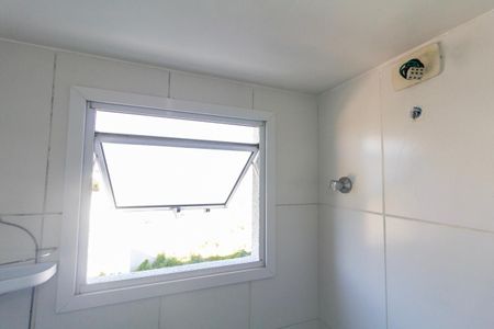 Apartamento à venda com 72m², 3 quartos e 1 vaga Apartamento à venda com 72m², 3 quartos e 1 vagaBanheiro 1
