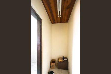 Casa à venda com 360m², 5 quartos e 2 vagasCorredor