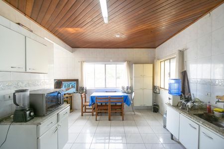 Casa à venda com 360m², 5 quartos e 2 vagasCozinha