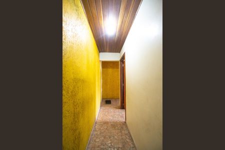 Casa à venda com 360m², 5 quartos e 2 vagasCorredor dos quartos