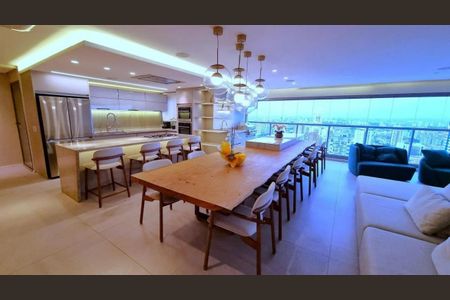Foto 02 de apartamento à venda com 3 quartos, 162m² em Vila Dom Pedro I, São Paulo