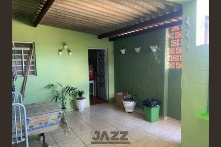 Casa à venda com 163m², 2 quartos e 3 vagas