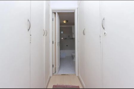 Apartamento à venda com 149m², 3 quartos e 2 vagas Apartamento à venda com 149m², 3 quartos e 2 vagascloset