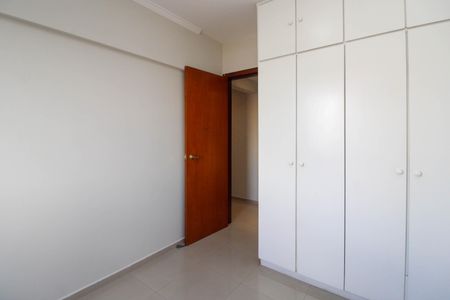 Quarto 1 de apartamento à venda com 3 quartos, 77m² em Vila Sonia, São Paulo