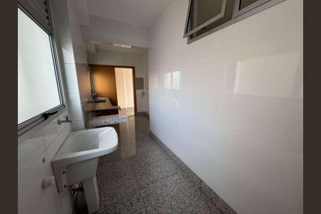 Apartamento à venda com 3 quartos, 83m² em Lourdes, Belo Horizonte